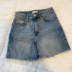 H&M women’s high waisted Denim Shorts